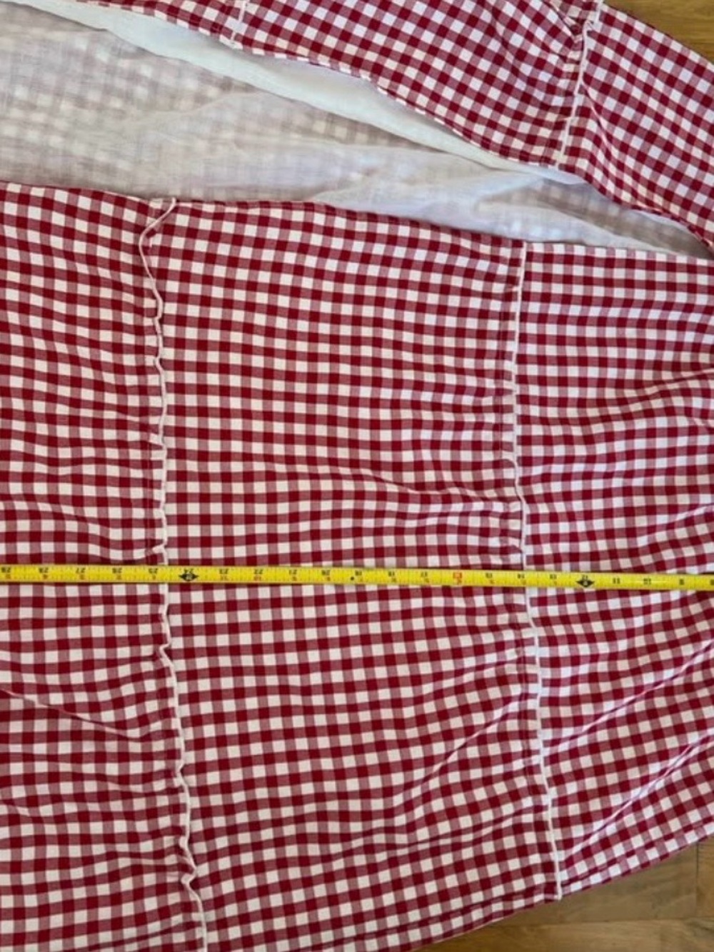 New with Tags Red Gingham Tiered Maxi Skirt
EDIKTED Size Medium - Picture 6 of 8